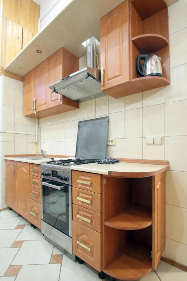 Pro Apartments 12213 Lviv Ngoại thất bức ảnh