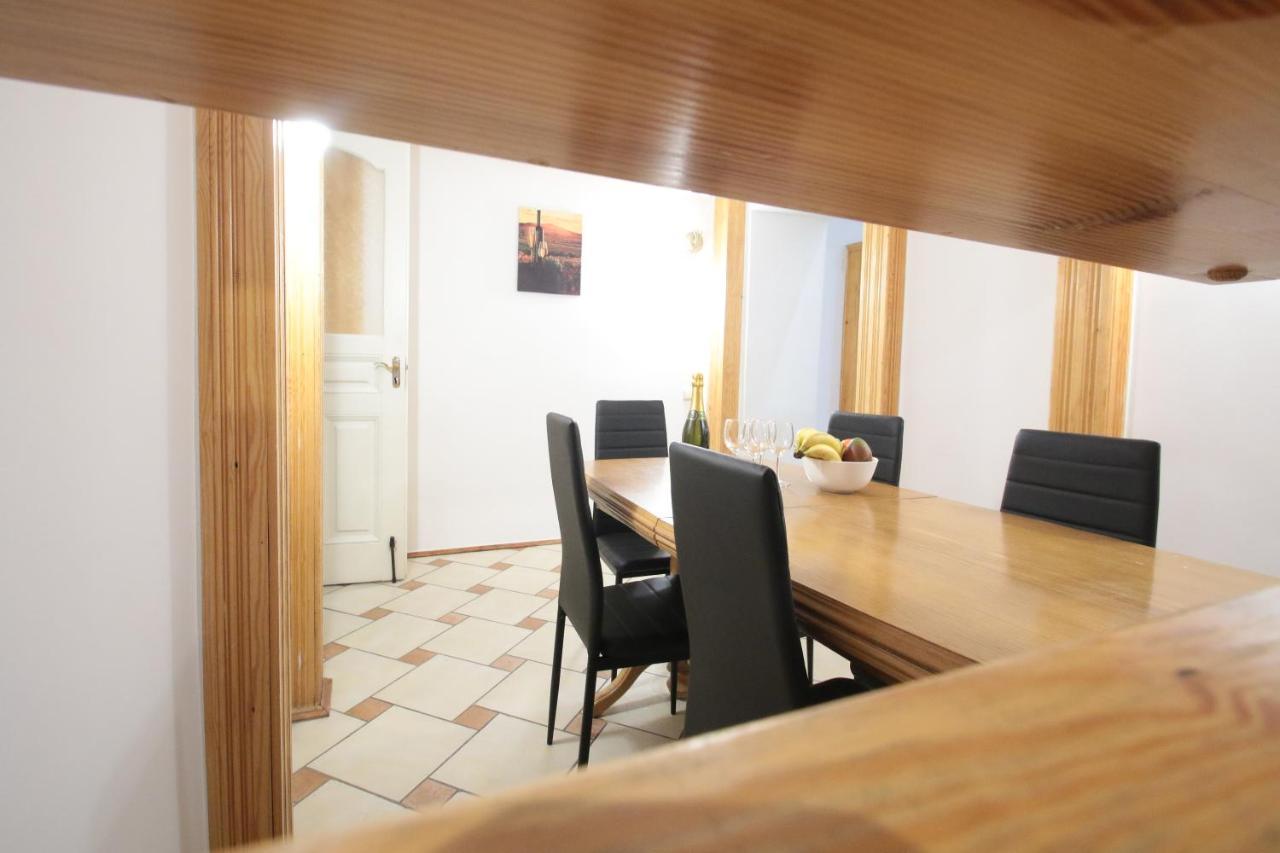 Pro Apartments 12213 Lviv Ngoại thất bức ảnh